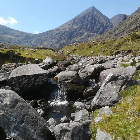 Ferienhaus Ivy Steps From National Park Killarney