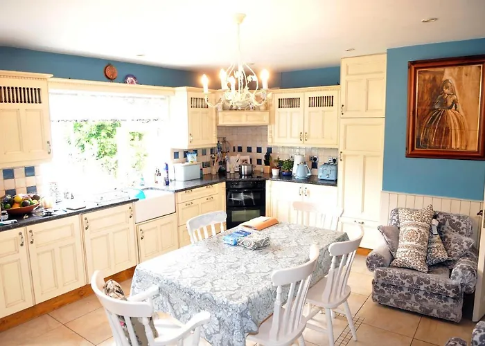 Дом отдыха Ivy Steps From National Park