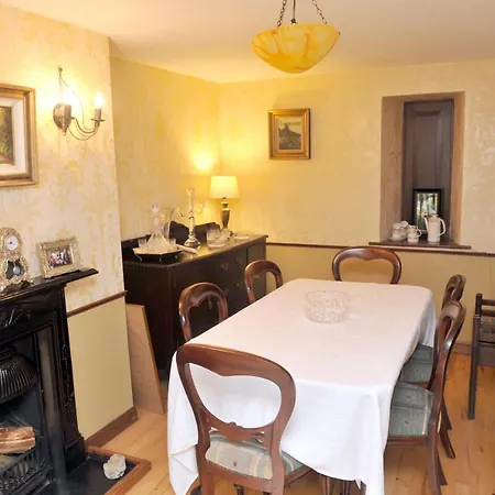 Tatil Evi Ivy Steps From National Park Killarney