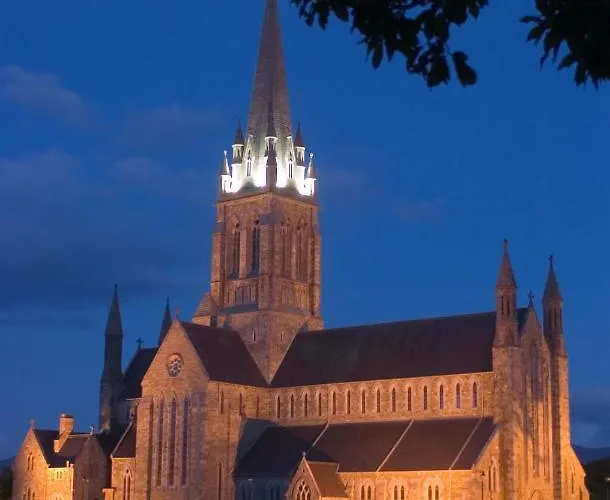 Ivy Steps From National Park * 킬라니